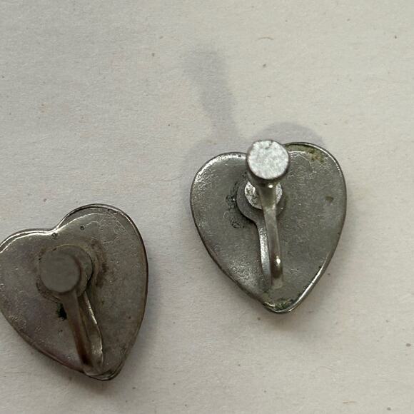 Vintage Heart Shape Butterfly Wing Screw Back Earrings Tropical Palm Trees - Picture 5 of 6